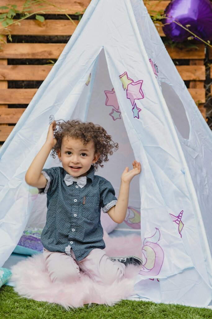 Monobeach Princess Castle Play Tent: A Magical Indoor and Outdoor Hideaway for Girls”